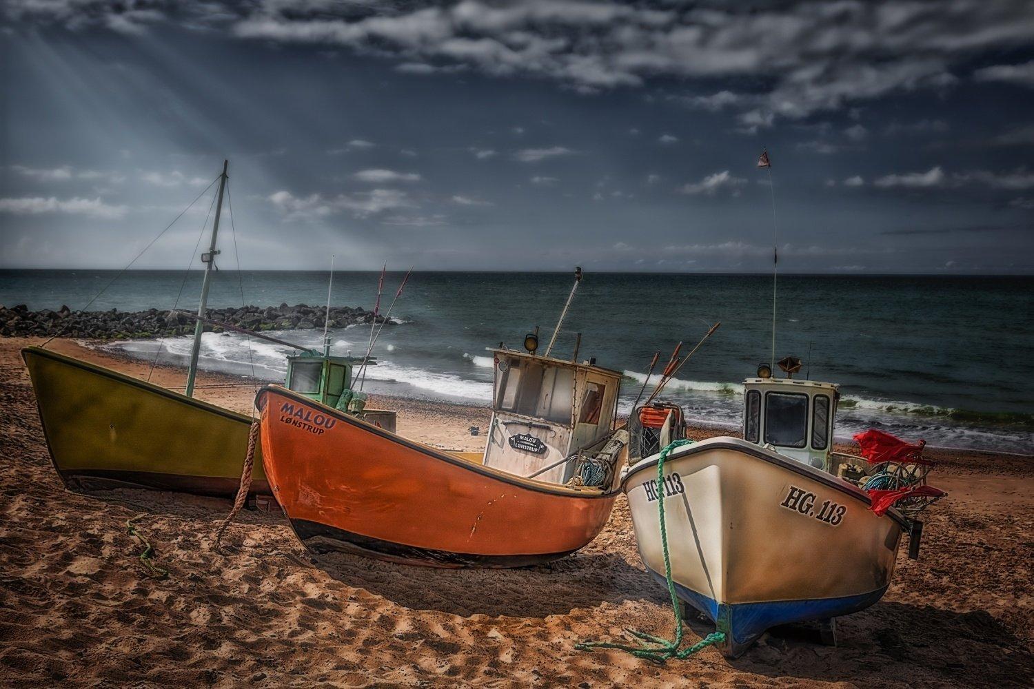 Photo: Stranded Boats by Erik Brede